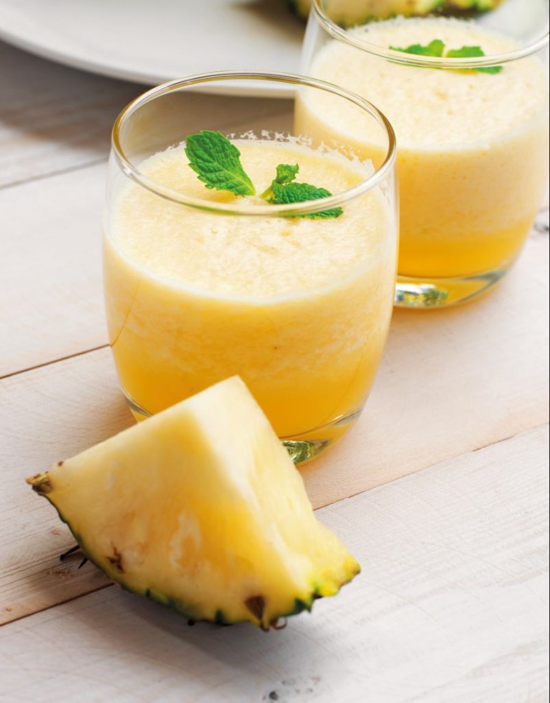 Svěží ananasové smoothie