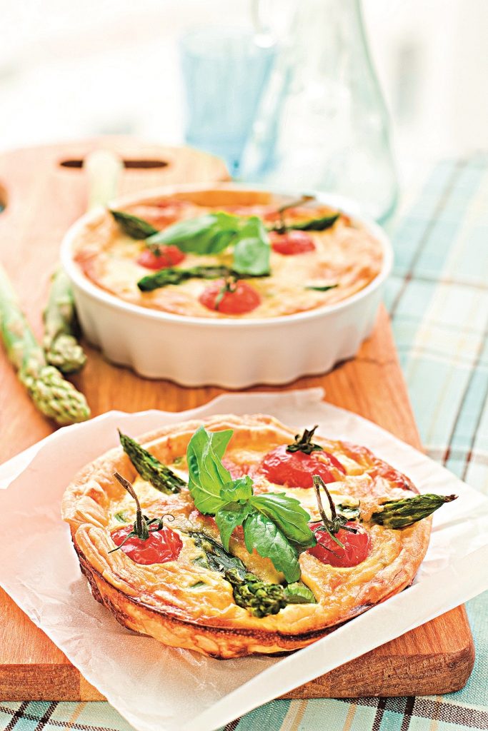 Quiche s lučinou a rajčátky