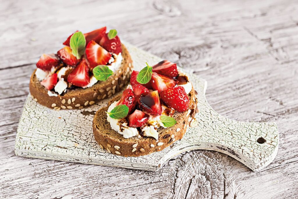 Jahodová bruschetta
