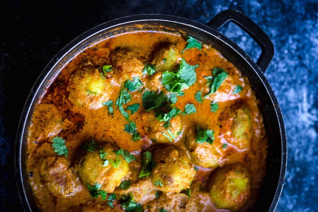 Indické brambory dum aloo