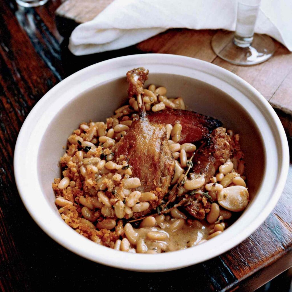Cassoulet s klobásou a kachnou
