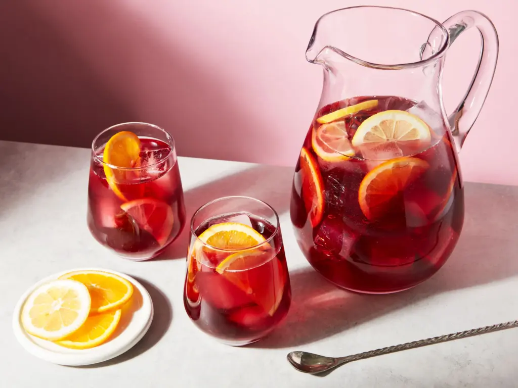 Nealko osvěžení podobné sangrii